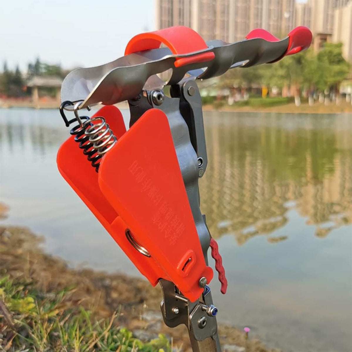Automatic Fishing Rod Holder Stainless Steel Spring Loaded Ground Stand