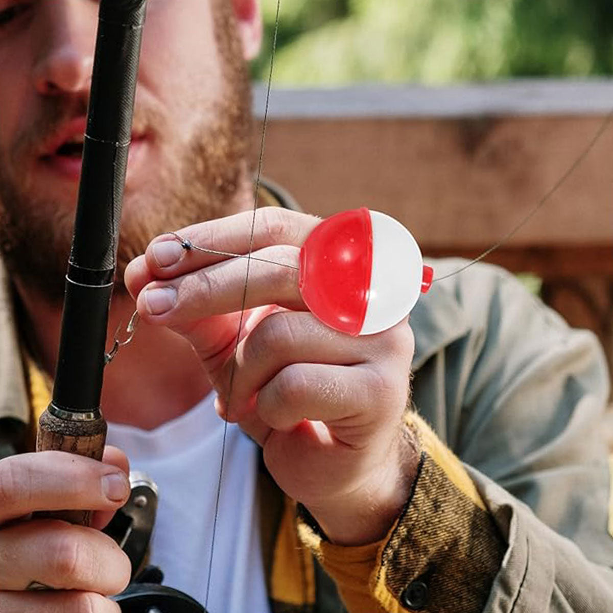 50pcs Snap-On Fishing Bobbers Red White Float Set Freshwater Saltwater