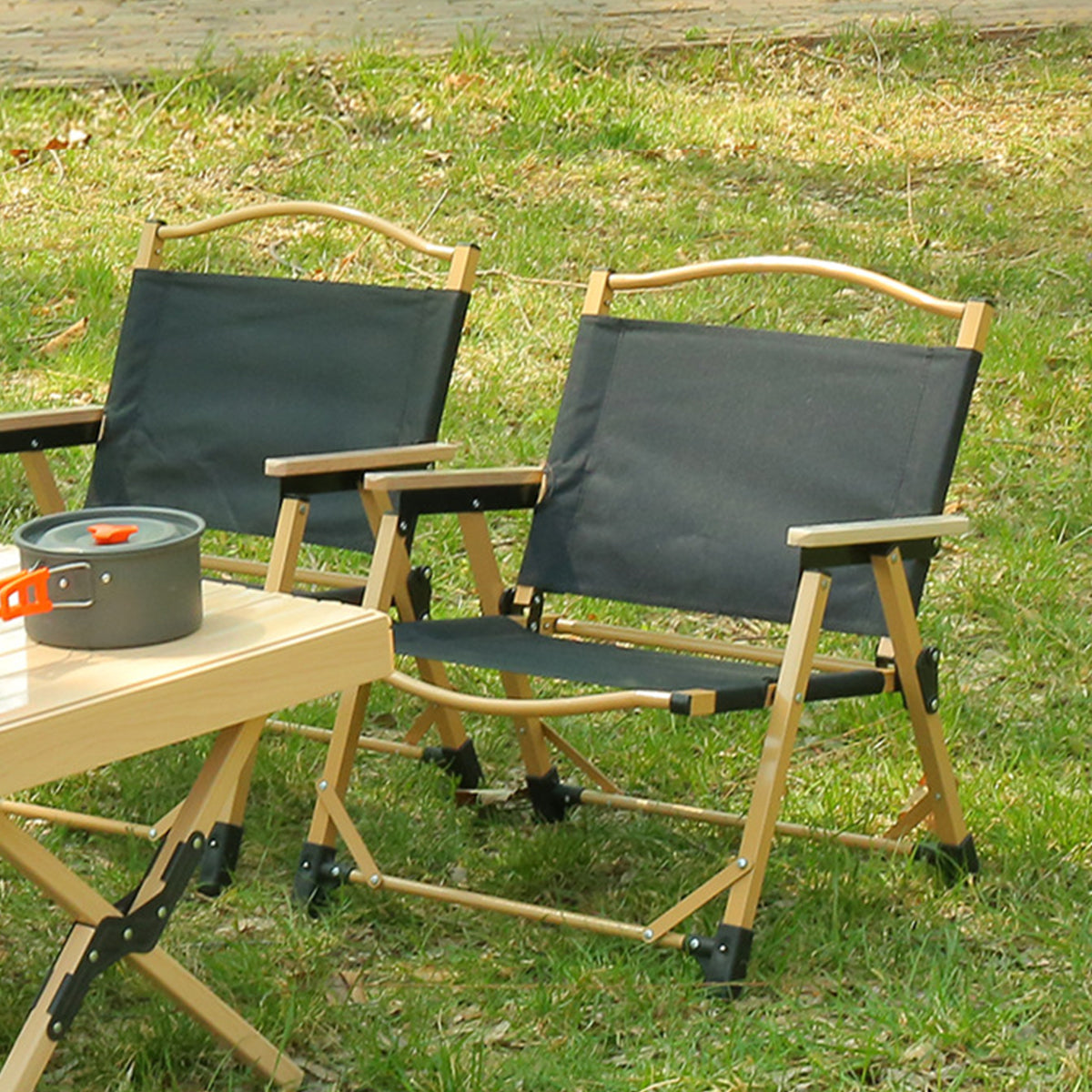 Foldable Outdoor Camping Chair with Oxford Cloth & Solid Wood Armrests