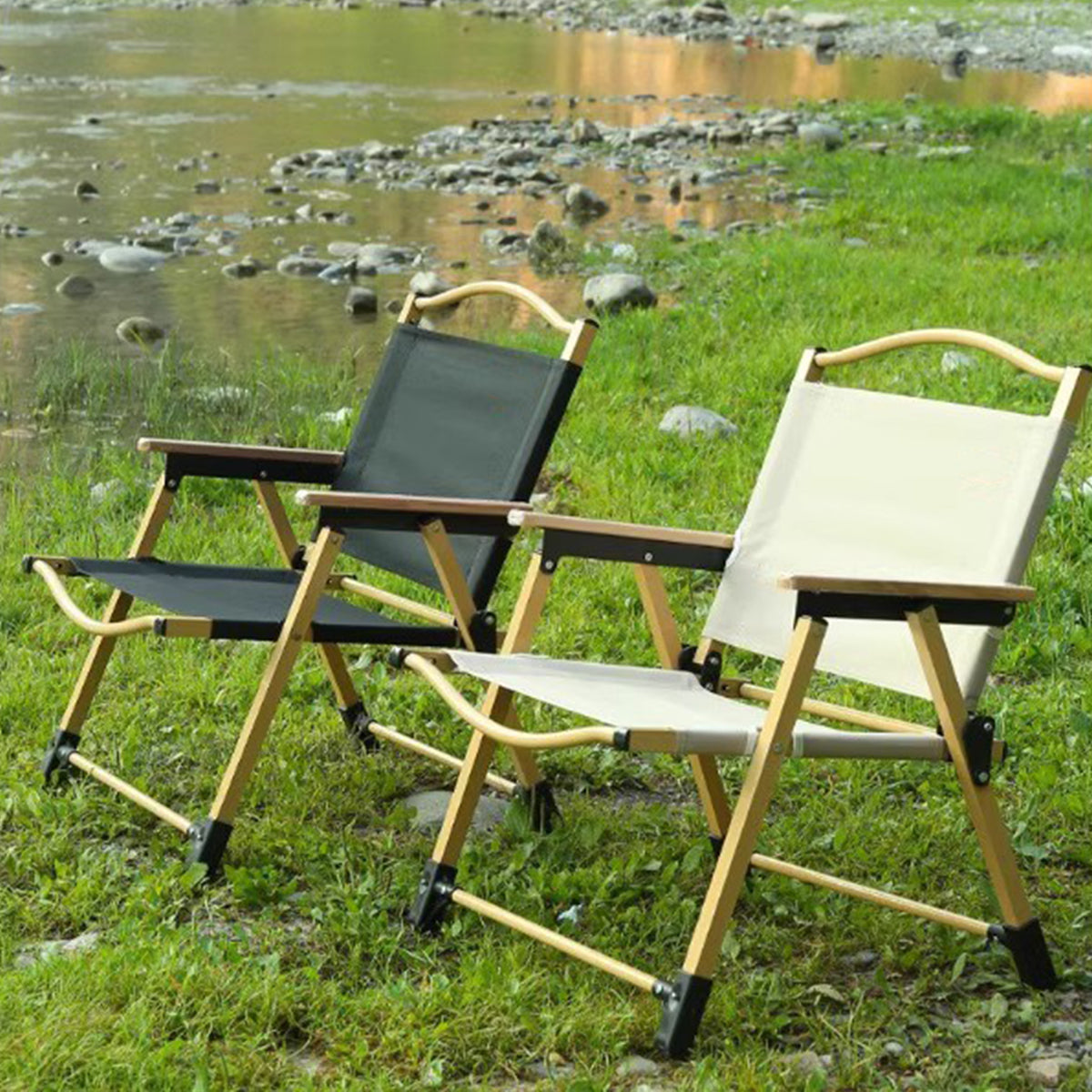 Foldable Outdoor Camping Chair with Oxford Cloth & Solid Wood Armrests