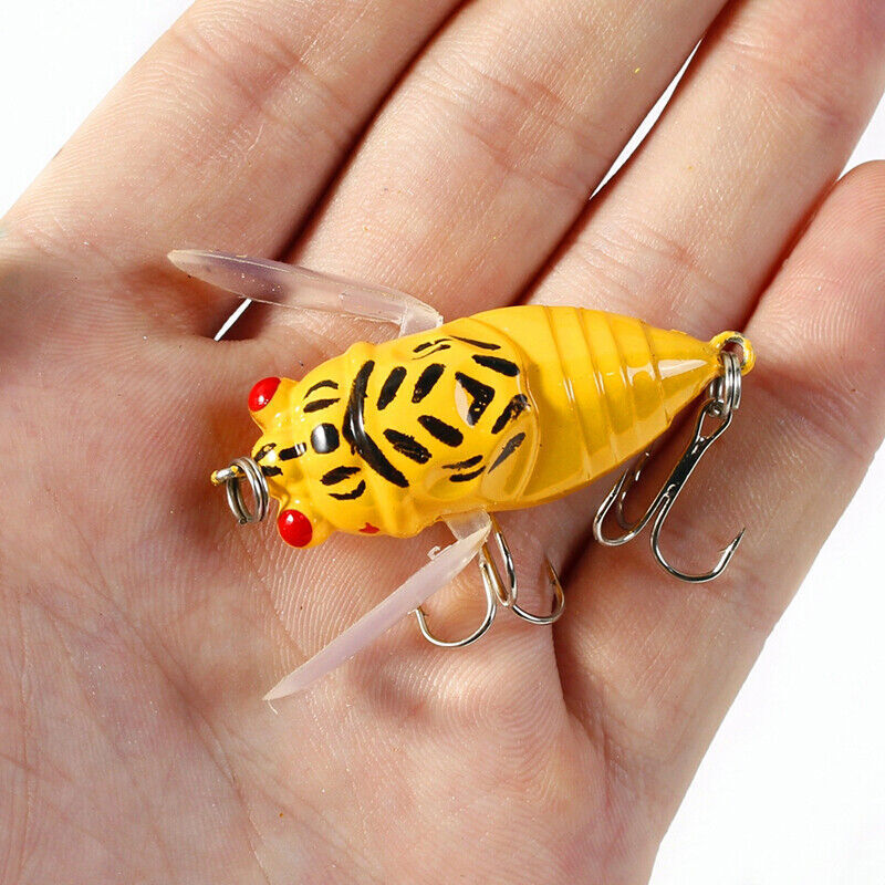 4PCS Topwater Popper Fishing Lures with 3D Eyes and Treble Hooks