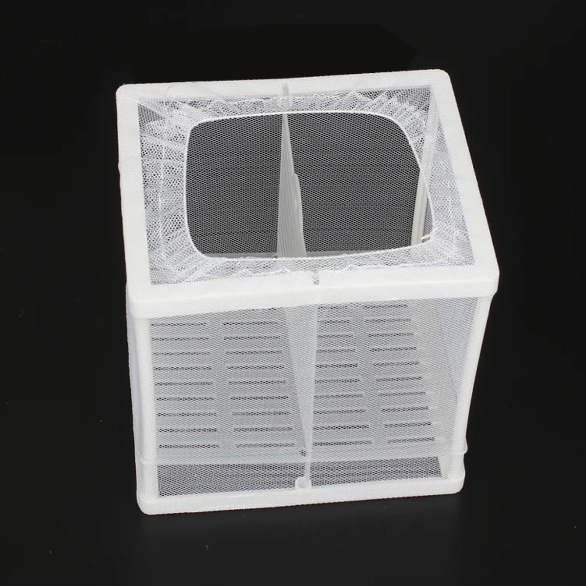 Guppy Fry Breeding Box Fish Tank Isolation Box with Mesh Divider