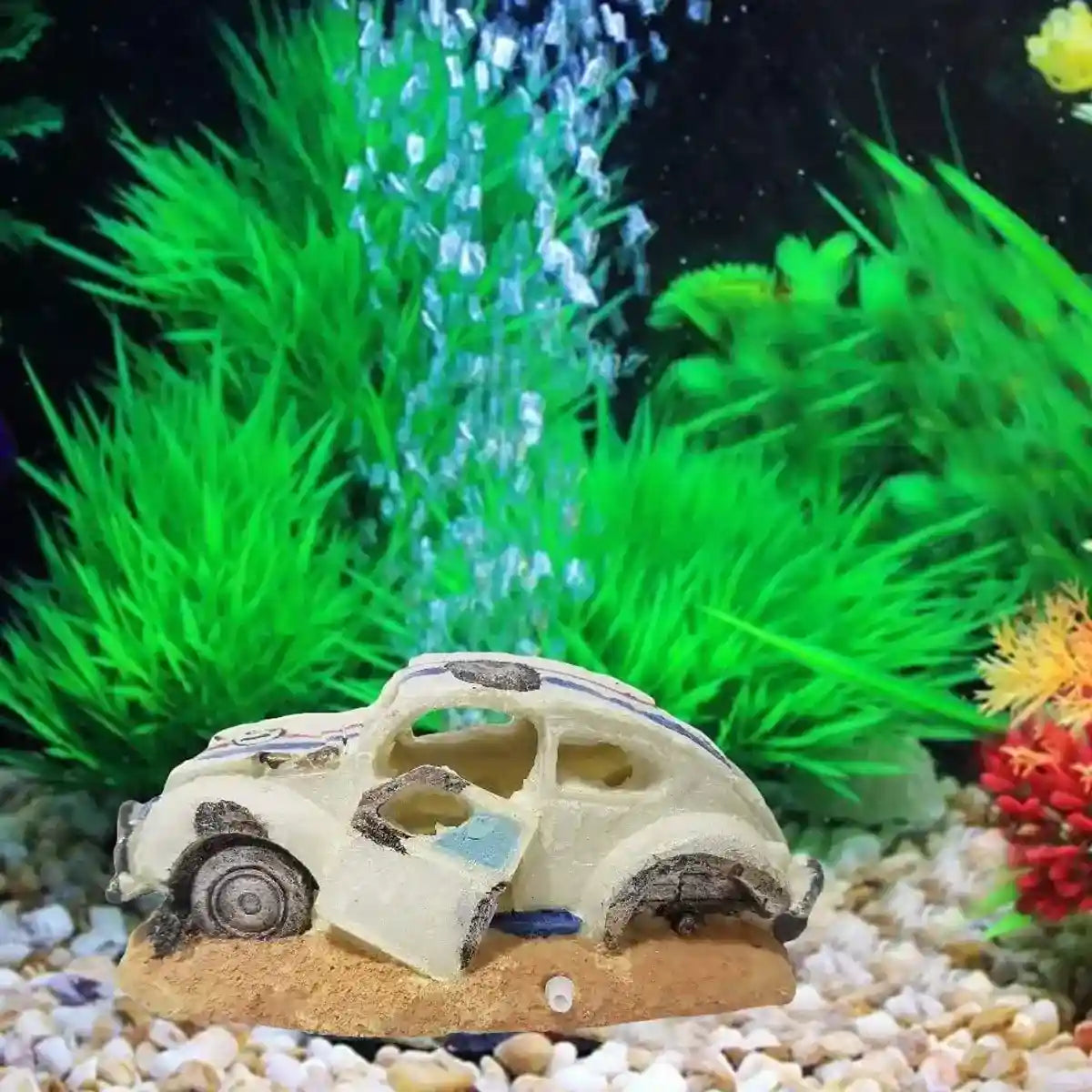 Resin Wrecked Car Aquarium Decoration with Air Bubbler Feature