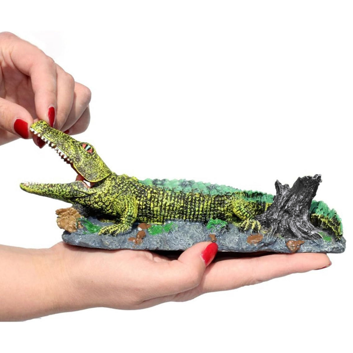Crocodile Aquarium Ornament With Bubble Stone
