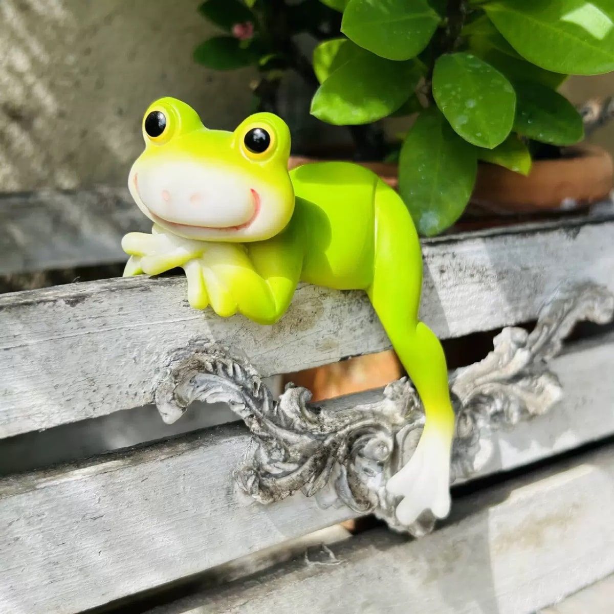 2 Pcs Resin Hanging Frog Ornaments for Pots
