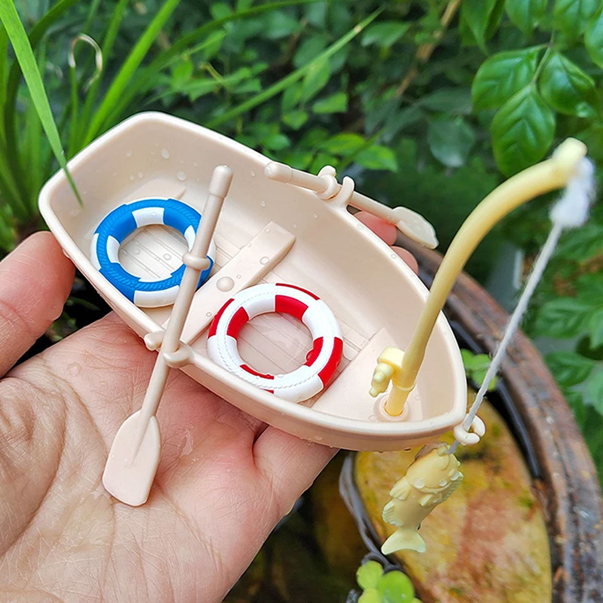 Miniature Fishing Boat Model with Rod and Life Buoys for Decoration