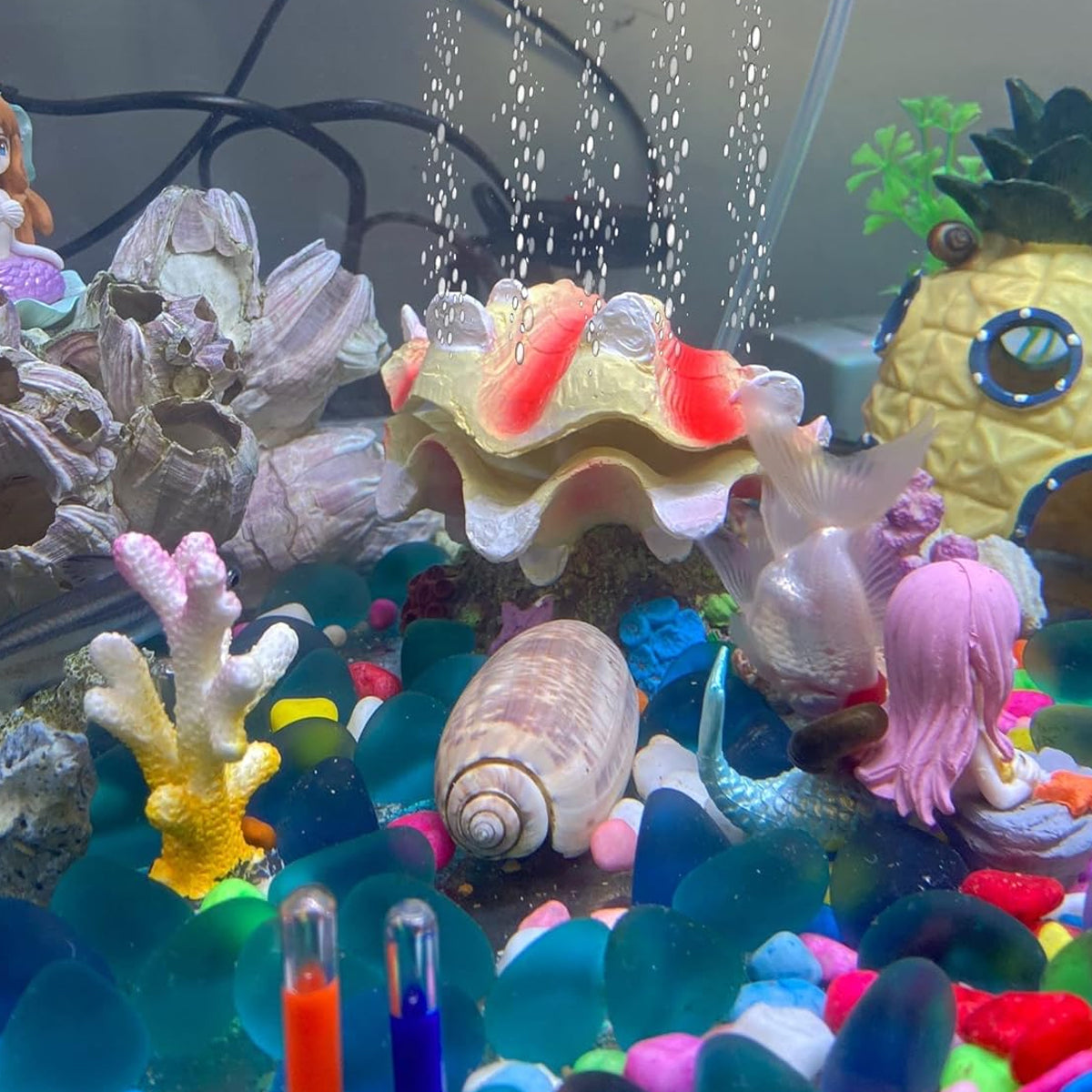 Animated Clam Shell Aquarium Ornament