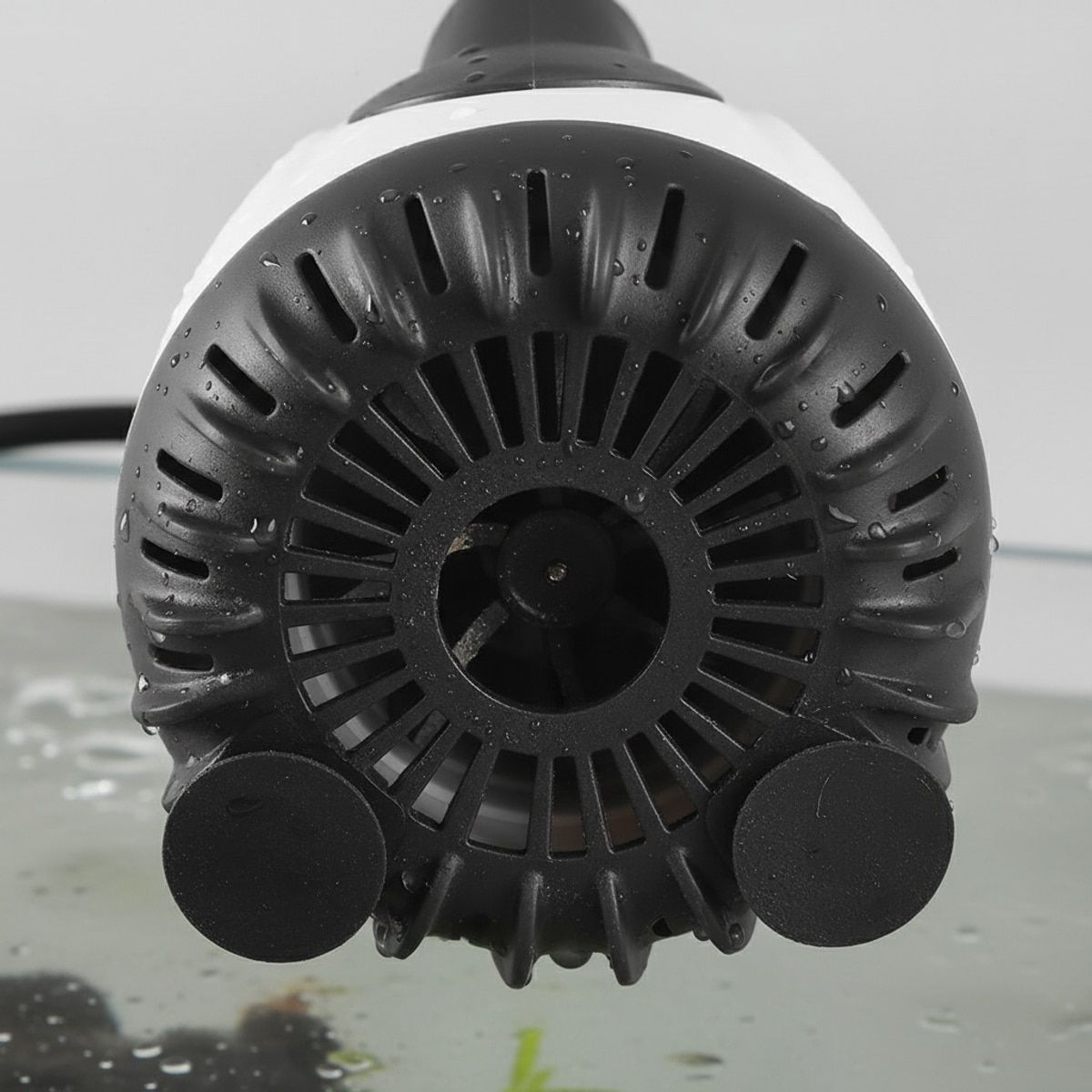 6W Aquarium Water Pump with 350L/h Flow Rate