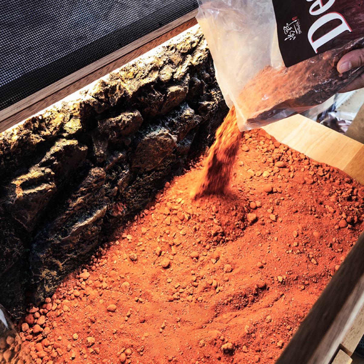 Natural Desert Reptile Sand Bedding 1kg | Heat-Conductive Substrate